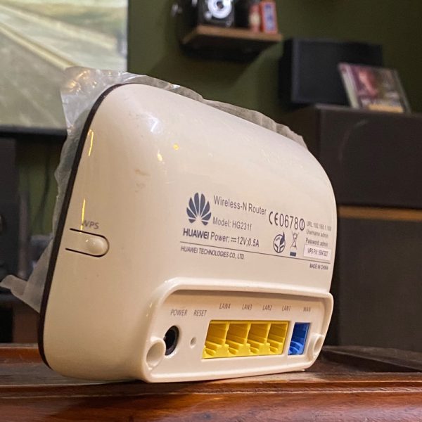 Huawei-3 Huawei HG231f Wireless-N Router